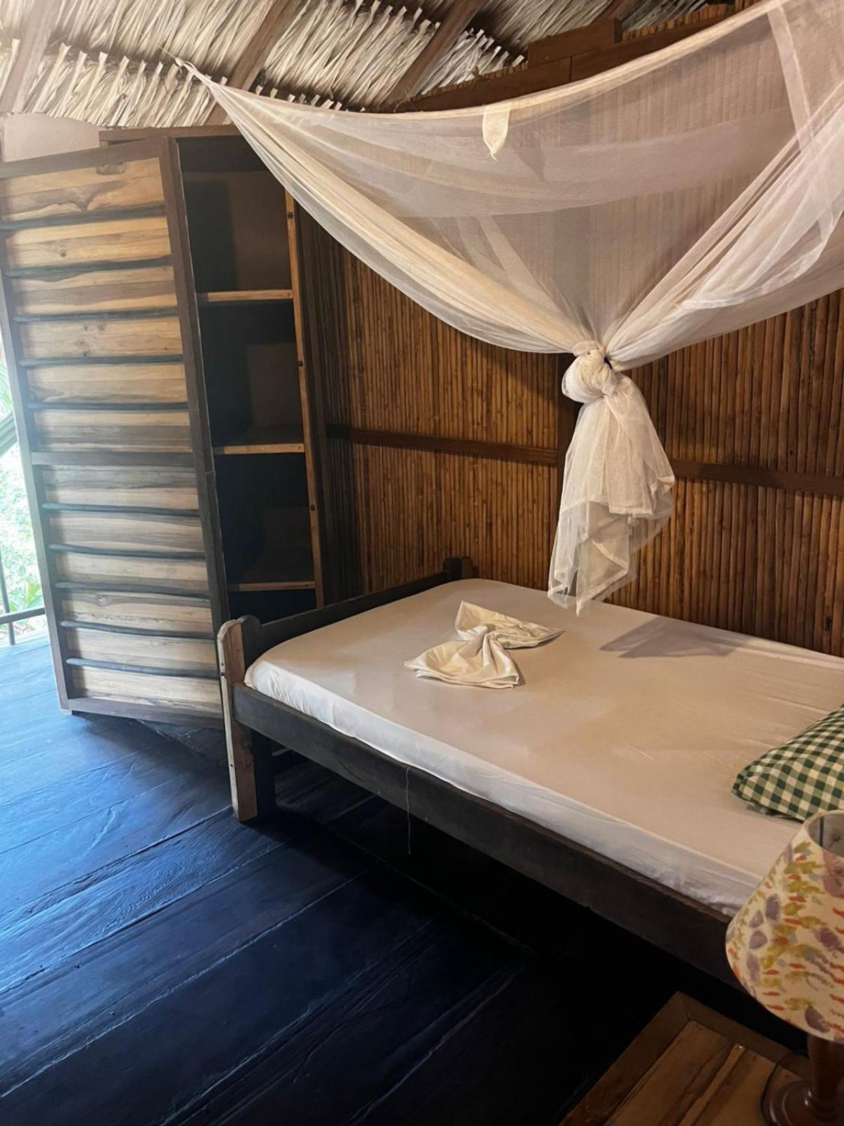 Hostal Zinpar بالومينو المظهر الخارجي الصورة