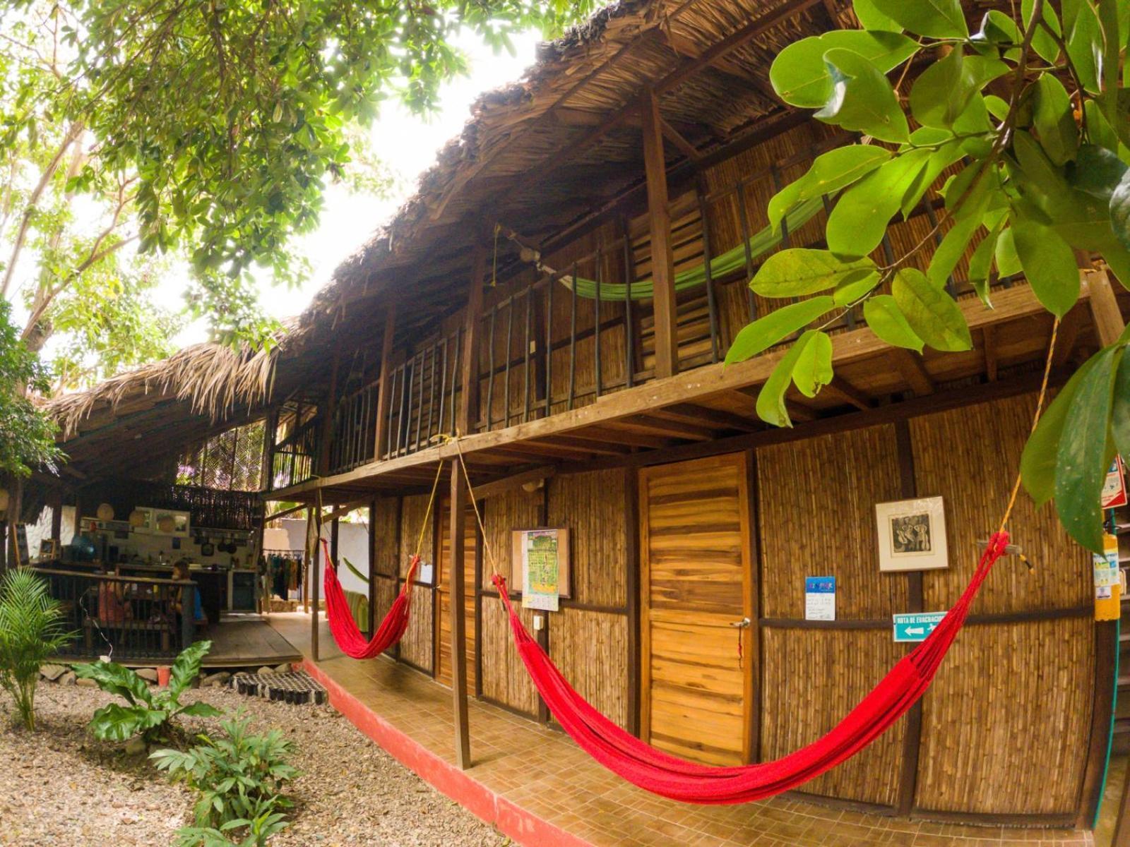 Hostal Zinpar بالومينو المظهر الخارجي الصورة