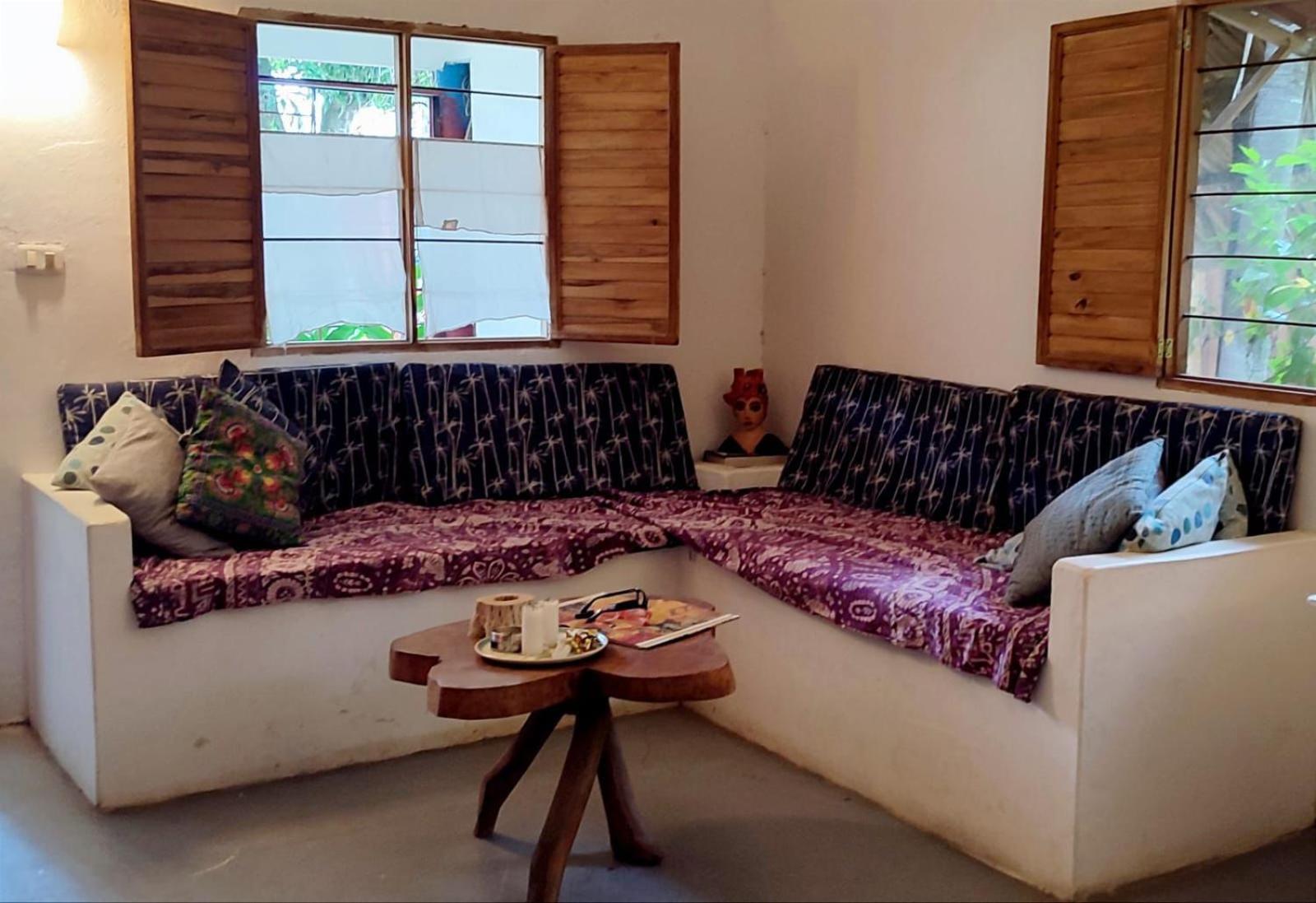 Hostal Zinpar بالومينو المظهر الخارجي الصورة